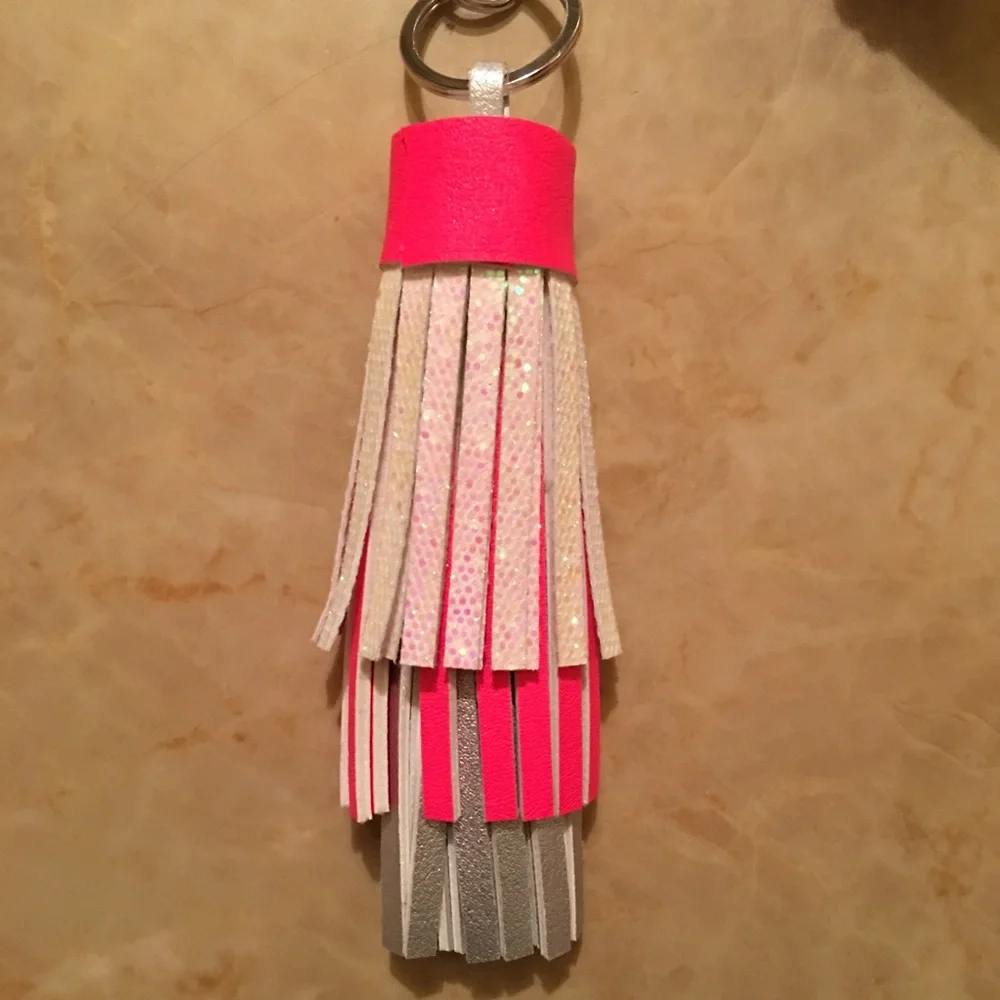 Googly Eye 3 Layer Tassel Charm/Keychain - Picture 2 of 6
